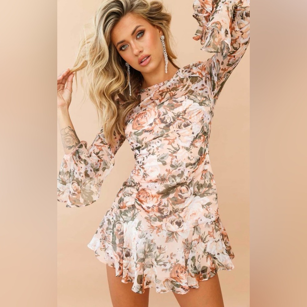 Sage & Paige Lost In‎ Seasons Floral Nude Multi Floral Mini Dress Size Small NWT